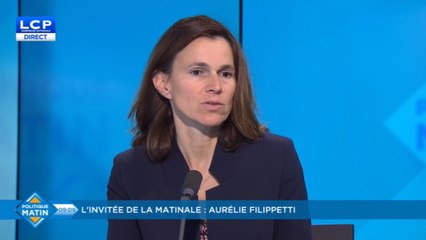 Manuel Valls dément soutenir Macron, mais divise la gauche