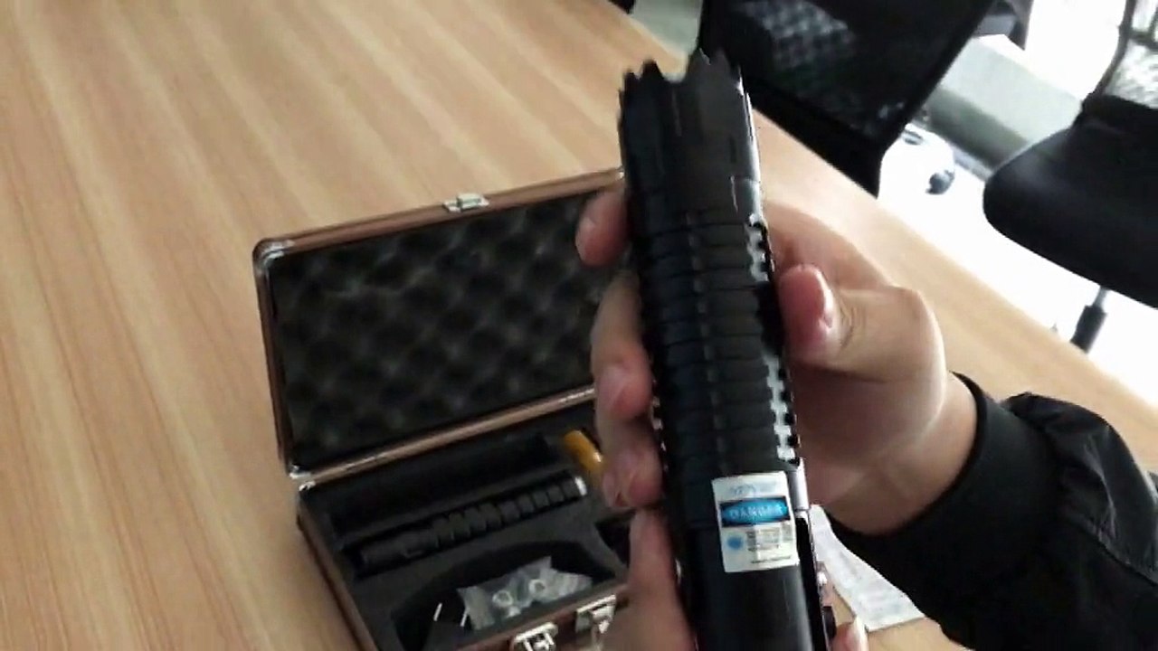 Unglaubliches, 50000mw Laser Schwert