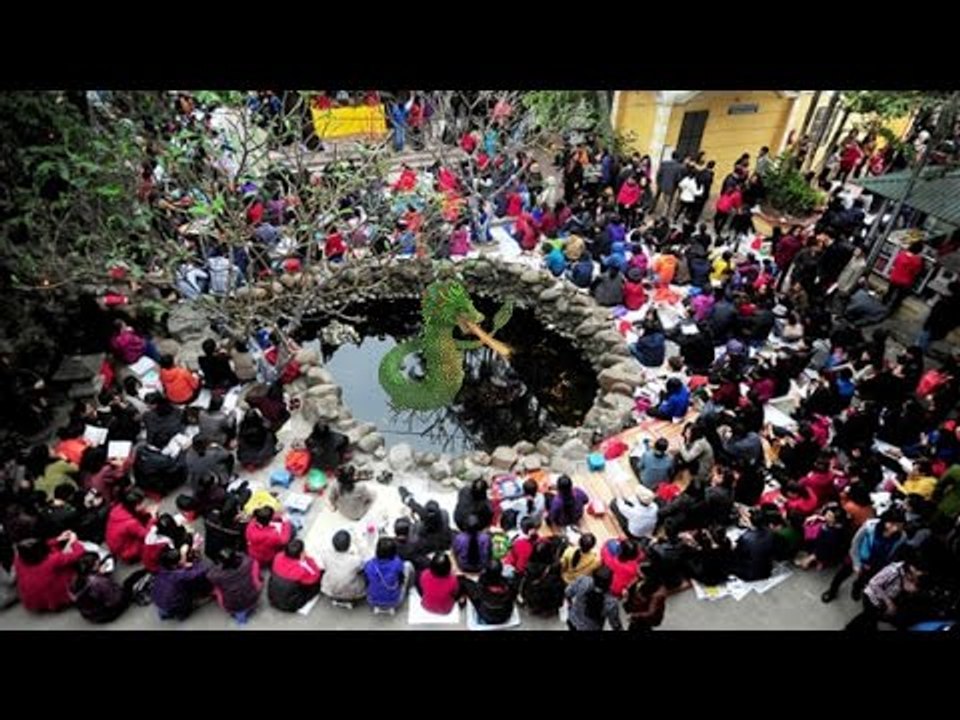Cả làng hoảng hốt đổ xô ra giếng làng khi phát hiện sự thật này...