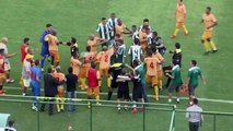 Hell breaks loose at Brazilian Football match (Jogo Gama vs Brasiliense), fighting and uproar ★ 2017