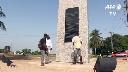 تكريم ضحايا الاعتداء الارهابي في ساحل العاج