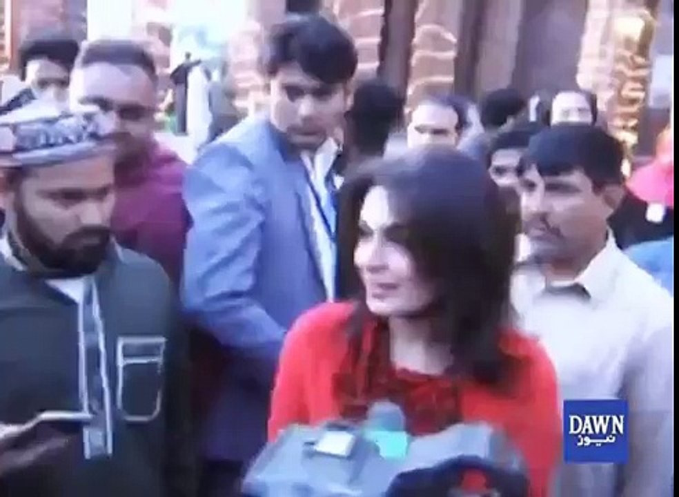 What Happened When Meera Came In A Ceremony For Money