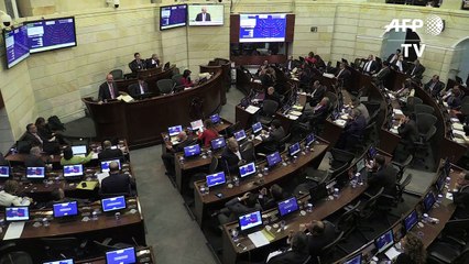 Colombia aprueba sistema de verdad, justicia y reparación