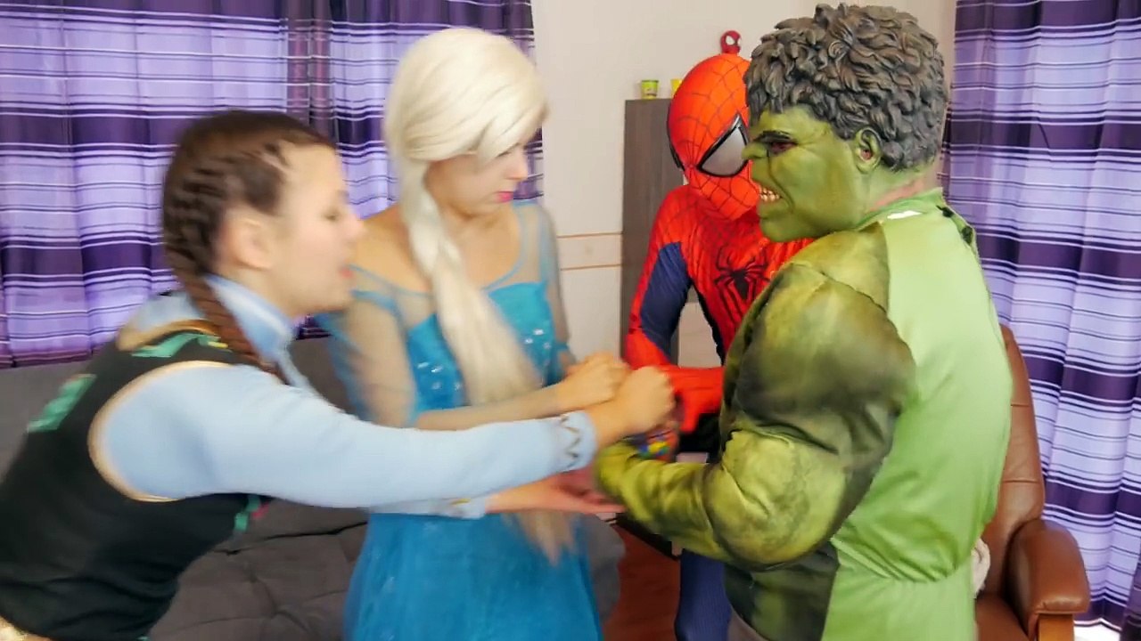 Frozen Elsa Without Her Dress! w/ Spiderman Joker Hulk Superman Black Spiderman Fun Superh