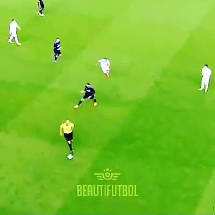 When the judge gets excited and decides to steal the ball