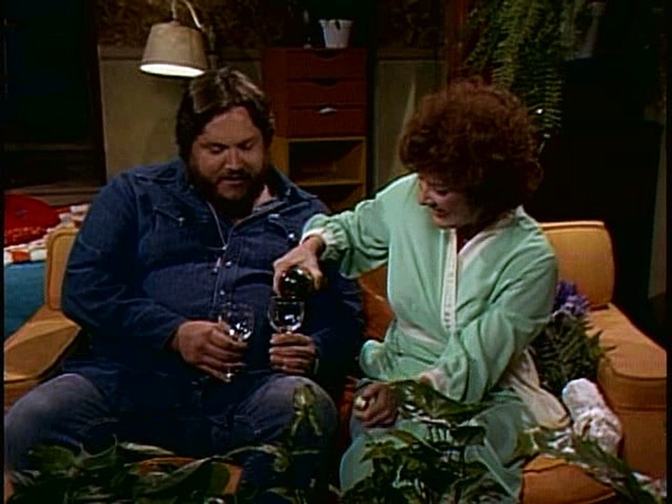Mary Hartman, Mary Hartman Episode 282 May 03, 1977