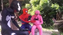 Venom Spiderman vs elsa No smoking in the public Pink Spidergirl fun superheroes in real lif