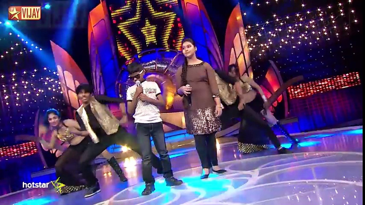 Super Staru Yaarunu Kettaa by Dhanush and Sivaranjini