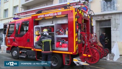 A Paris, les pompiers dans la rue pour de meilleures conditions de travail