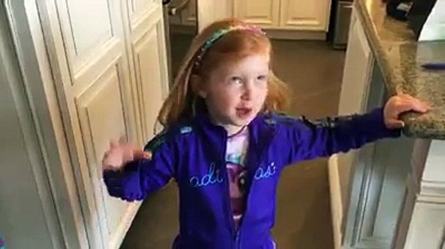 Cette fillette raconte à l'école que son papa est trafiquant de drogue