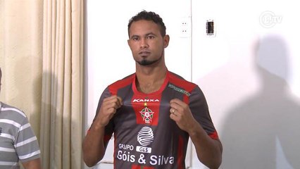 Bruno se esquiva de perguntas, agradece Boa e cita Edmundo como exemplo de volta por cima