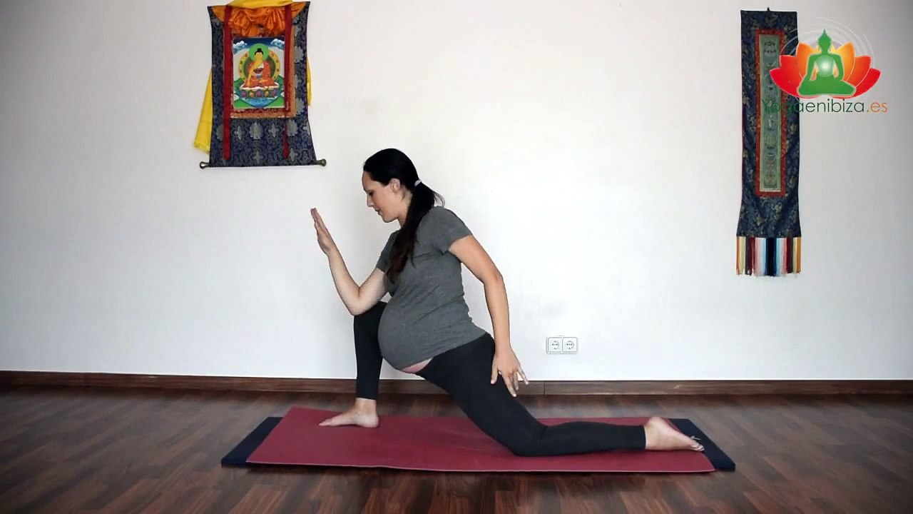 YOGA PARA  EMBARAZADAS -  FORTALECIENDO LA MUSCULATURA