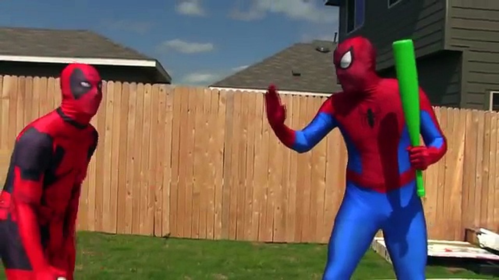 ⁣Spiderman vs Deadpool Basketball .SuperHero Basketball