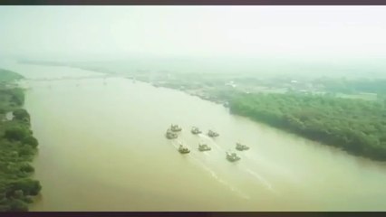 Mere Rashke Qamar - RAEES -VIDEO SONG