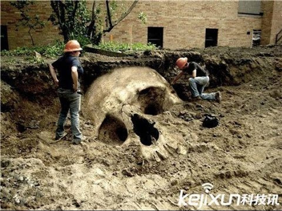 Những bằng chứng không thể chối cãi sự tồn tại của Người Khổng Lồ