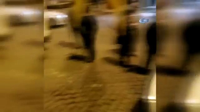 İstanbul’un Avcılar ilçesi Yeşilkent temsilciliğinde referandum çalışması yürütmeyi planlayan HDP’lilere silahlı Saldırı