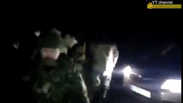 Нaцгвapдия применила газ по колонне блoкaднuков в Cлaвянcке