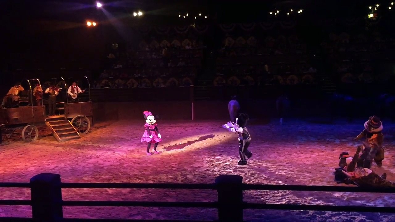 Buffalo Bills Wild West Show With Mickey & Friends Highlights, Disneyland Paris Resort 20