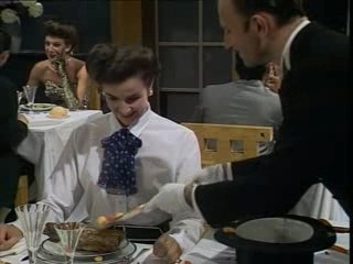 Palace ça c'est palace Valérie Lemercier le lapin chapeau