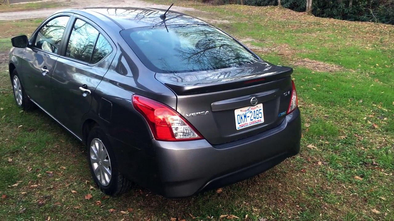 2016 Nissan Versa - First Look