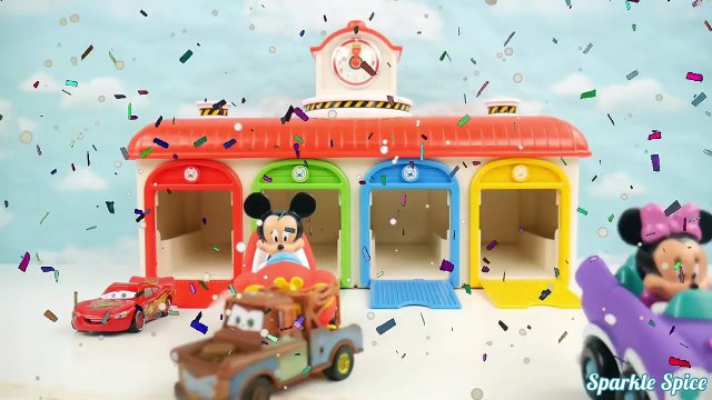 Автобус легковые автомобили гараж мало маски патруль лапа р ^ в Игрушки Тайо Дисней автобус Садись в машину ребенка Играть Щенок спасения маленький автобус глины