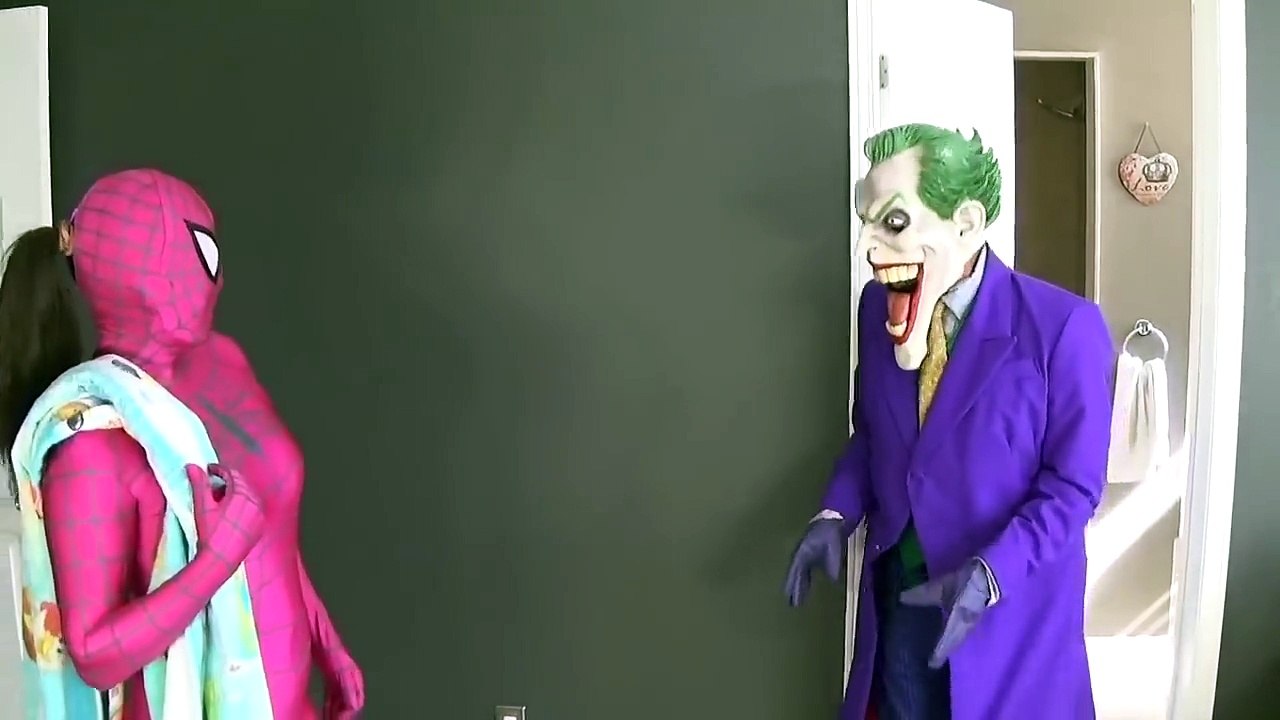 SPIDERMAN vs JOKER - TOILET BATTLE w/ Pink Spidergirl, Frozen Elsa Hulk Superhero Fun in R