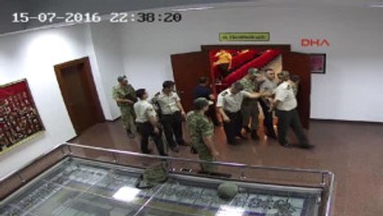 Darbe Gecesinin Çarpıcı Kareleri