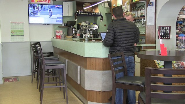 FAITS DIVERS - FAITS DIVERS