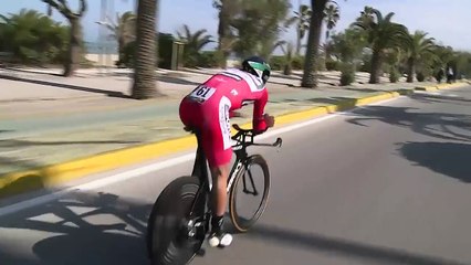 Cyclisme - Peter Sagan obligé de slalomer pour éviter un chien et son maître