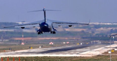 Alman Savunma Bakanı İncirlik'ten Çekilme Fikrine Karşı