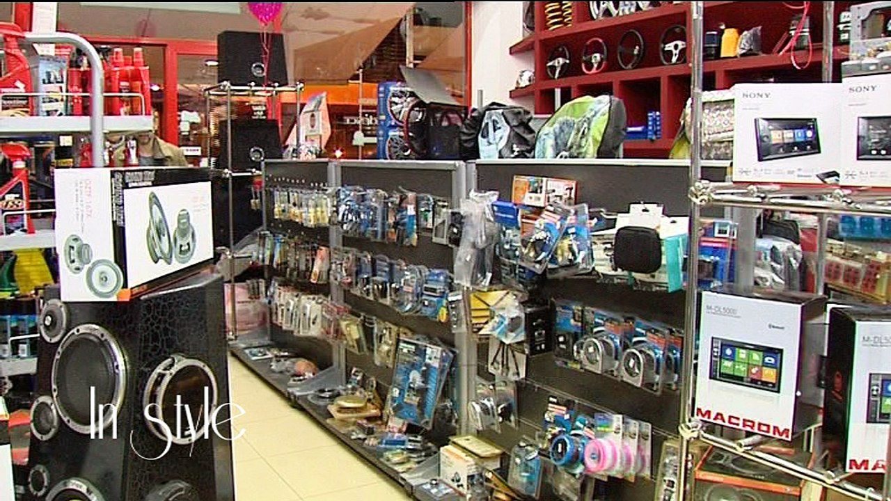 IN STYLE KRIS KARRAS, ΤΟ ΑΡΧΟΝΤΙΚΟ ΤΗΣ ΕΥΑΝΘΙΑΣ, ΕΙΡΗΝΗ ΣΟΛΙΑ ΦΙΛΟΛΟΓΟΣ, ΔΩΡΑ ΤΕΡΖΗ ΖΩΓΡΑΦΟΣ.