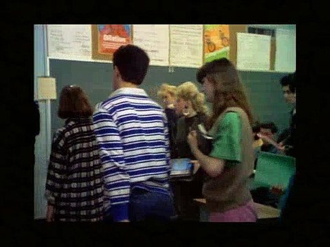 21 Jump Street S01E13 - Mean Streets and Pastel Houses