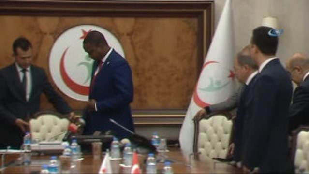 Sağlık Bakanı Akdağ: Cibuti ile Türkiye Arasındaki İşbirliği Çok Güçlü Bir Biçimde İlerliyor.