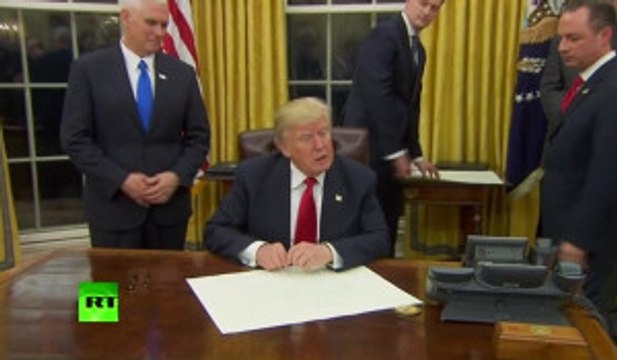 Trump Köpürdü! Yeni Vize Yasağı da Yargı Engeline Takıldı