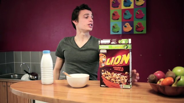 Nestlé Céréales LION Les céréales toujours avant le lait