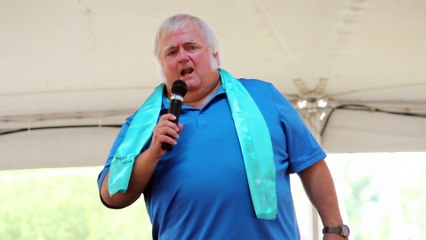 Bryan Clark sings 'It's A Wonderful Life' Elvis Week 2016