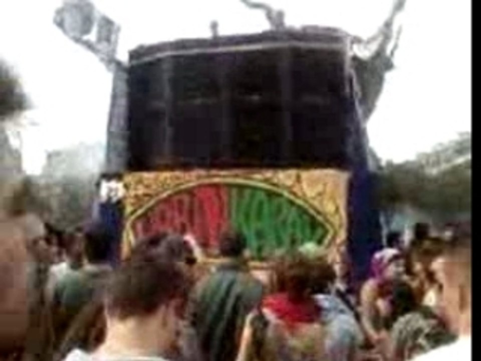 Techno Parade 2007 char Urban Kaban