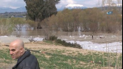 Çakıt Deresi Taştı Bin Dönüm Tarla Sular Altında