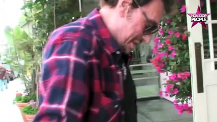 Johnny Hallyday atteint d’un cancer : Sa belle déclaration d’amour à Laeticia sur Twitter (déo)