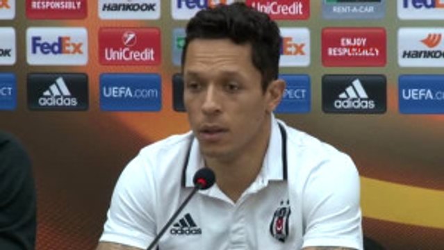 Beşiktaş Teknik Direktörü Güneş Yarın Maça Türkiye Adına Çıkacağız -1