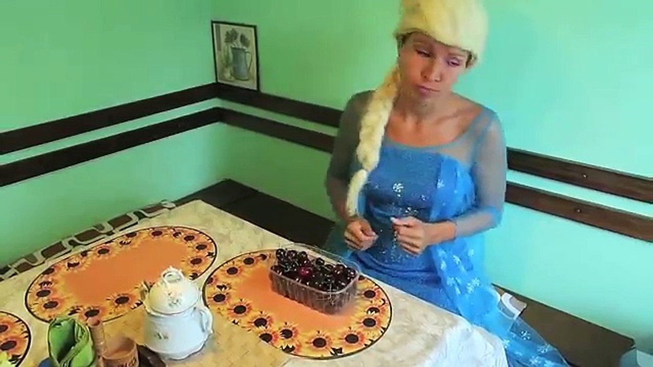 Ariel Mermaid vs Maleficent vs Spiderman Toilet battle! Superheroes in real life!