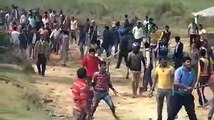 Nepali People Beat Indian Soldiers