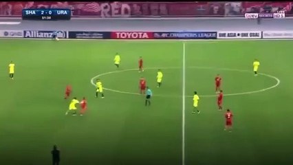 Mais um super golo de Hulk na China