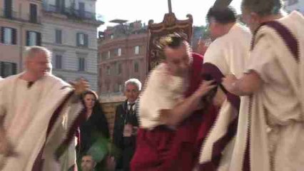 Roma recrea la muerte de Julio César en los Idus de Marzo