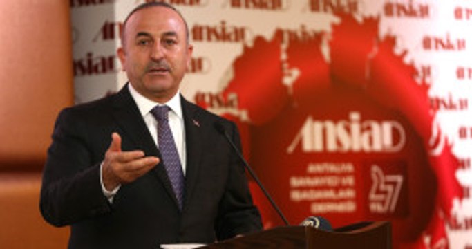 Çavuşoğlu: Hollanda'nın Maslahatgüzarını Kulağından Tutup Hücreye Atardık