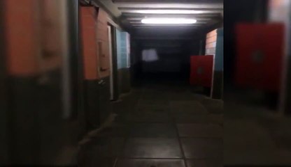 Door slamming alone in hospital in Brazil