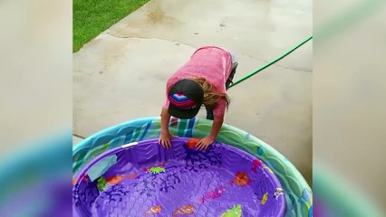 Installer une piscine pendant une tempête hivernale n'est pas conseillé !