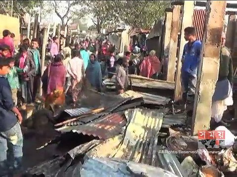 দিনাজপুরে আগুনে পুড়ে গেছে ৫০টি দোকান