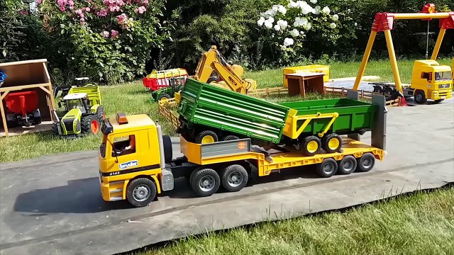 BRUDER RC toys excavator crash! Bruder video for kids!-UCByCh0rjYw