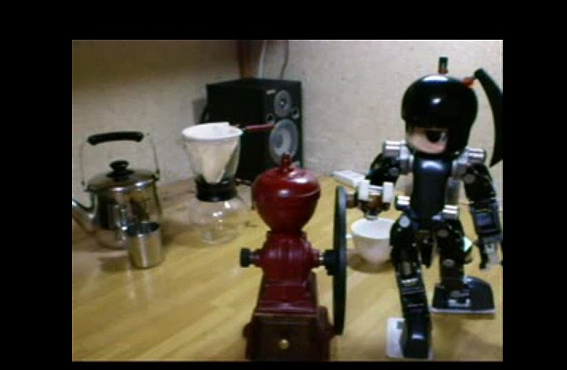 Cute Little Robot Makes Coffee [Nicovideo Rip]